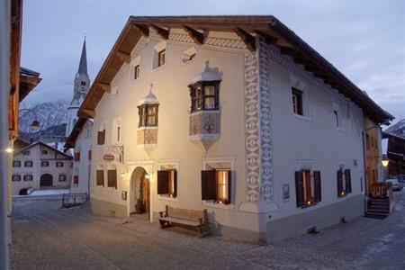 Verblijf in Hotel Garni Engiadina