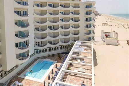 Verblijf in Hotel Playa Victoria