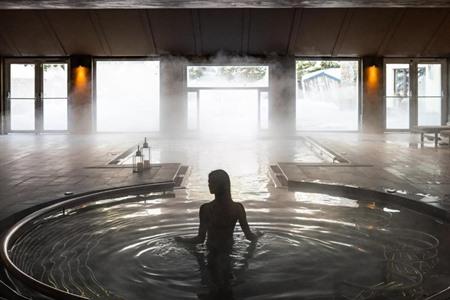 Verblijf in QC Termemontebianco met zicht op de Mont Blanc en een spa van 1000 m²