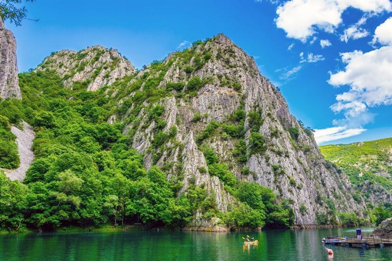 Verken de Matka Canyon met de kajak, Noord-Macedonië