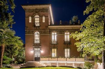 Villa Liberty (Como)