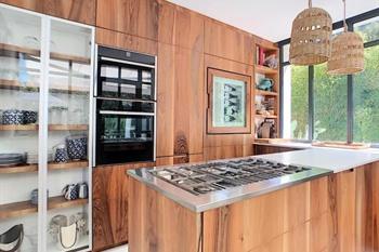 Villa Riviera boeken