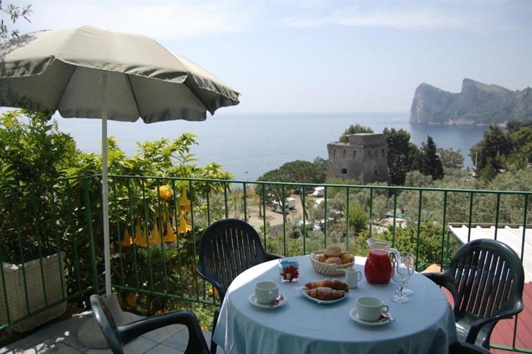 Villaggio Camping Nettuno