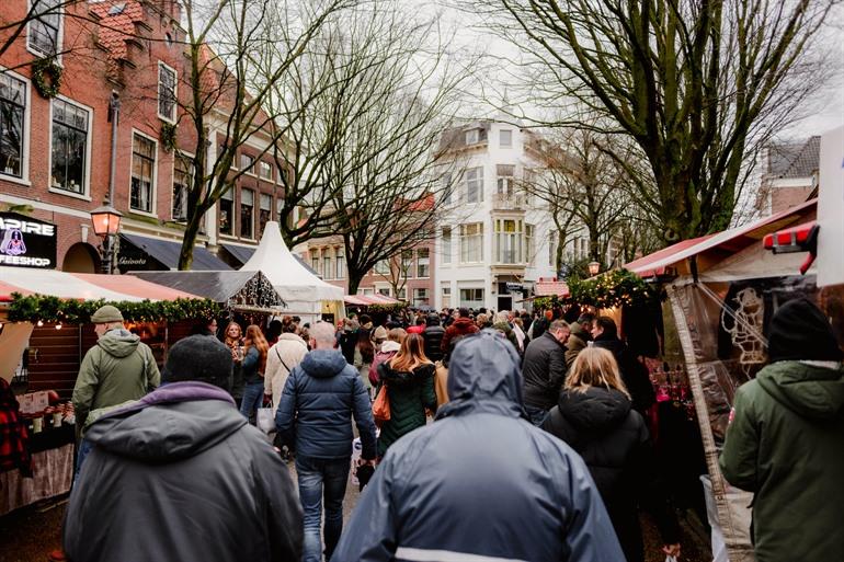 Volg de looproute van de kerstmarkt