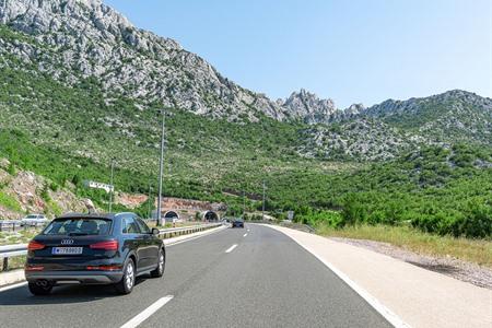 Auto huren in Kroatië vanaf €5/dag? Info & tips + Hoe de goedkoopste huurauto vinden?