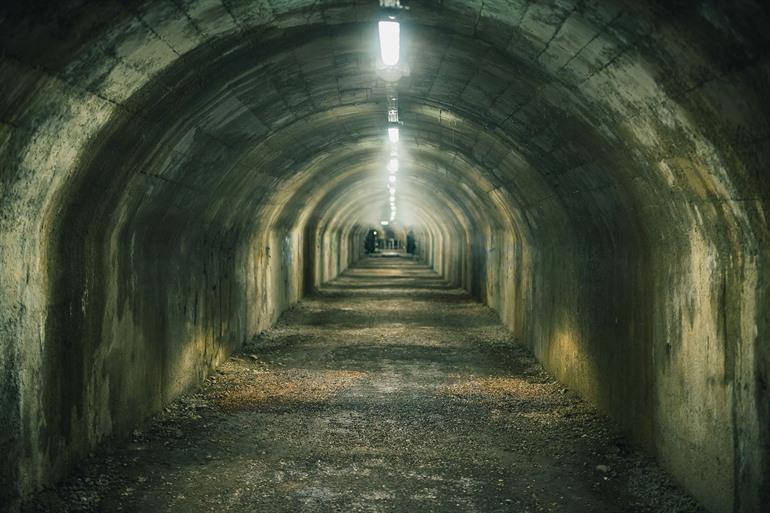 Wandel door de Rijeka tunnel, Kroatië