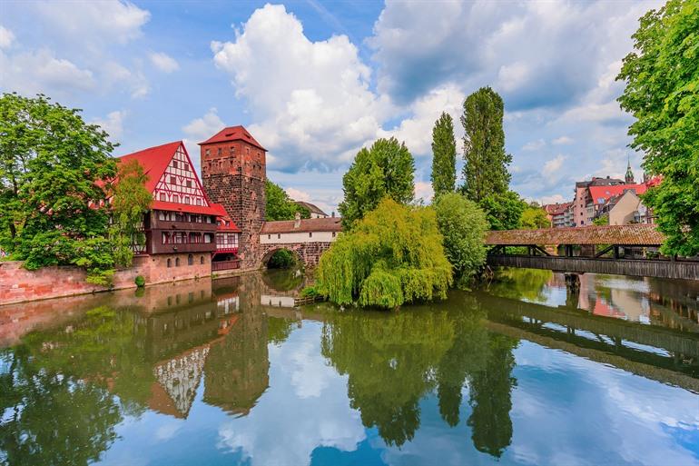 Wandel langs de Pegnitz rivier, Neurenberg