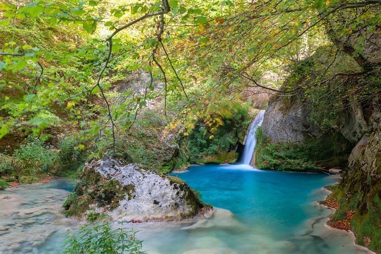Wandel naar de bron van de Urederra, Navarra