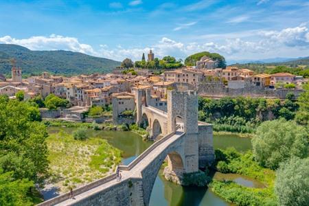 Ontdek het middeleeuwse dorpje Besalú in Catalonië: 8 tips wat zien & doen