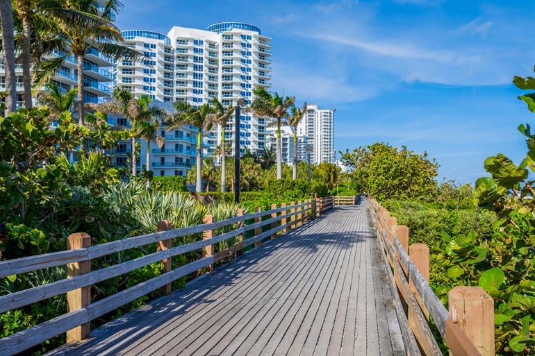 Wandeling Atlantic Greenway in Miami