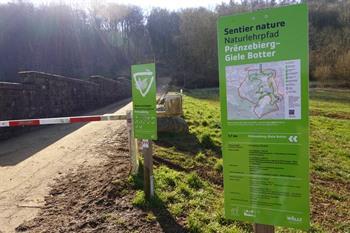 Wandeling Prënzebierg - Le Pays des Terres Rouges