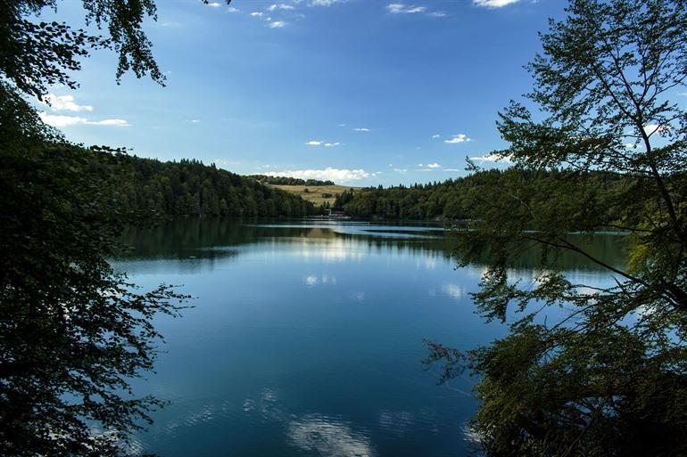 Wandeling rond kratermeer Lac Pavin, Auvergne