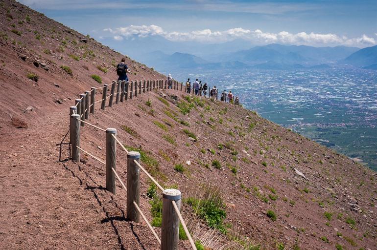 Wandelpad naar de Vesuvius