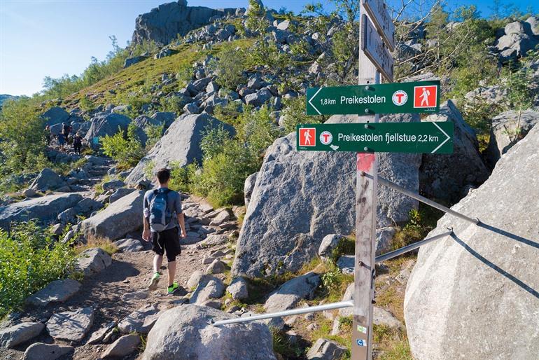 Wandelpad naar Preikestolen in Noorwegen
