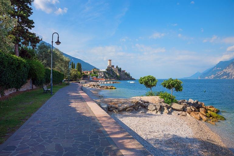 Wandelpromenade langs het Gardameer, Malcesine