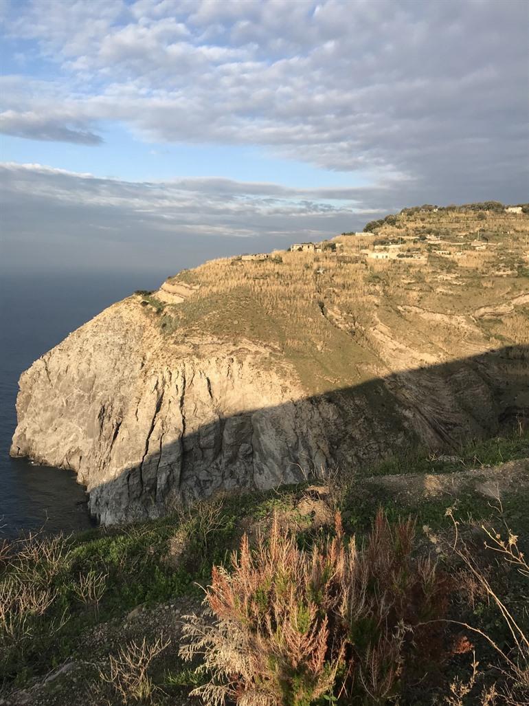 Wandelroute Monte di Panza uitzicht
