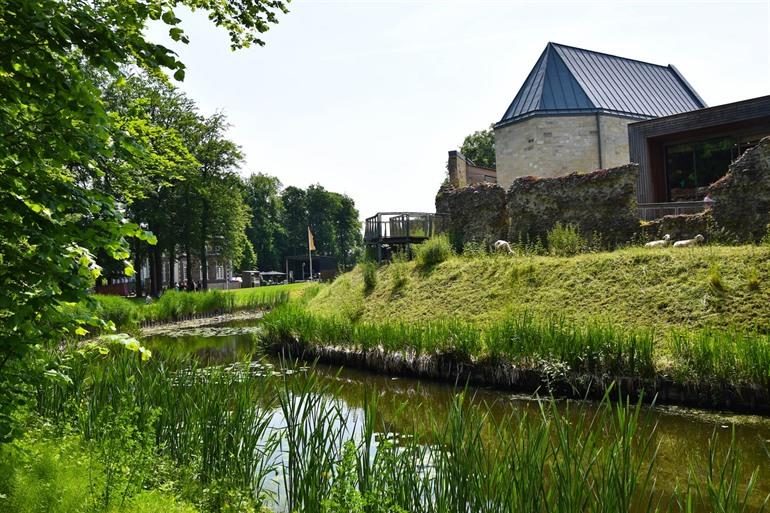 Waterburcht van Pietersheim, Maasland