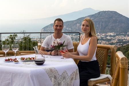 12 x wijn proeven in Napels, Vesuvius en Amalfikust + wijntours