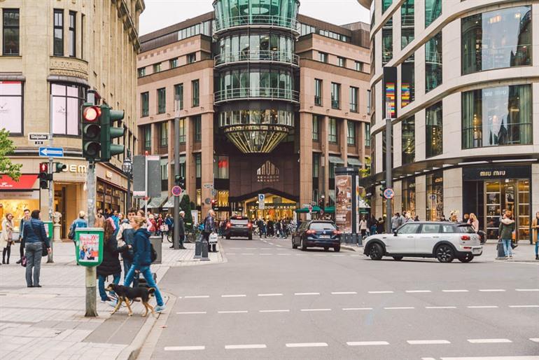 Winkels op de Königsallee, Düsseldorf