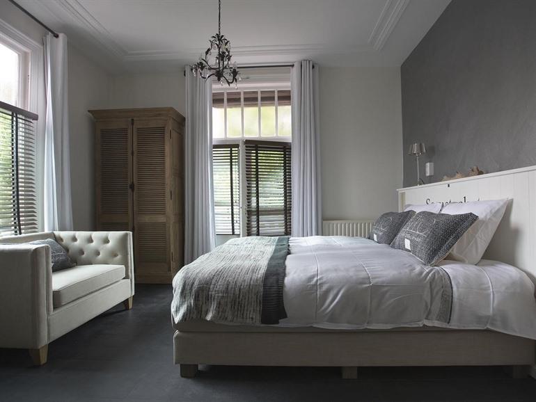 Zenzez Hotel & Lounge