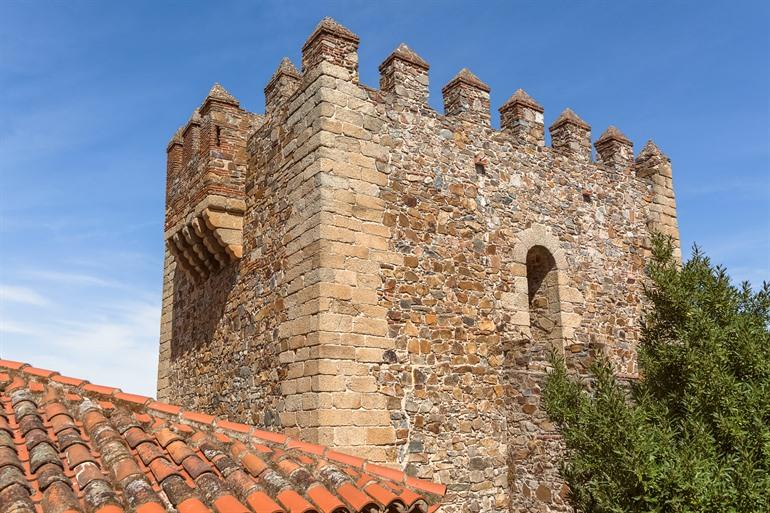 Zicht op de Torre de Bujaco