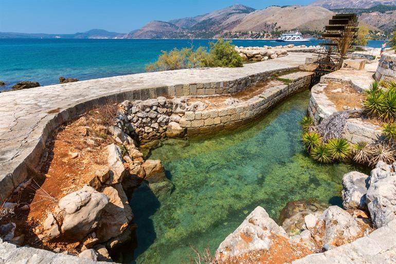Zinkgaten bij Argostoli, Kefalonia