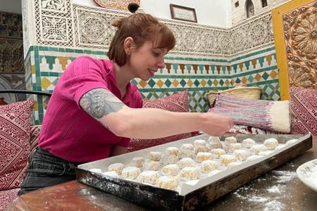 Zoetekauwen kunnen kiezen voor een workshop Marokkaanse gebakjes bakken