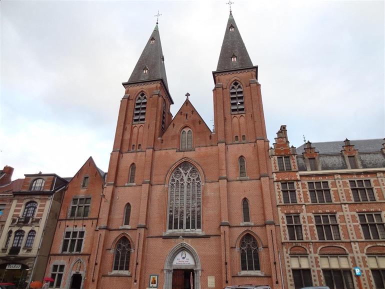 Zwartzusterklooster in Dendermonde, Scheldeland