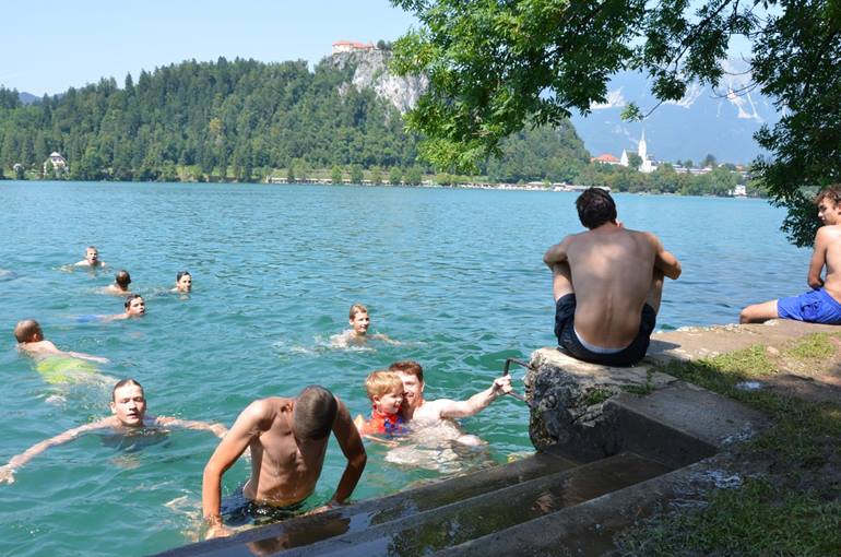 Zwemmen in het Meer van Bled