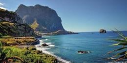 Madeira, 8-daagse rondreis fly & drive 'Exotisch bloemeneiland'
