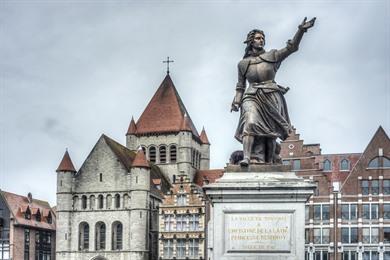 Stadswandeling Doornik - Tournai: bezoek het belfort, kathedraal, musea ...