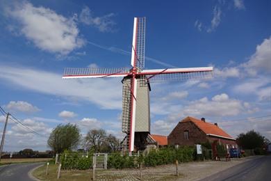 Fietsen rond Houthulst, eerbetoon aan natuur en soldaten