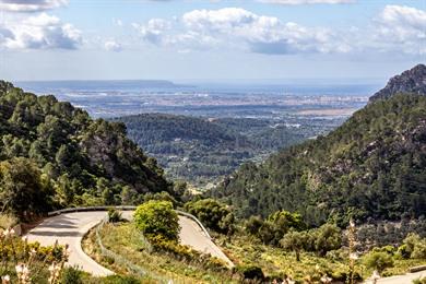 Fietsroute langs het zuidelijke deel van de Tramuntana vanuit Palma