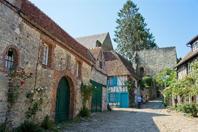 Wandeling Gerberoy: verken het mooiste dorp van Noord-Frankrijk