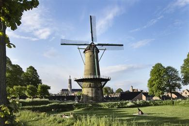 Hulst, wandeling langs geschiedenis en economie