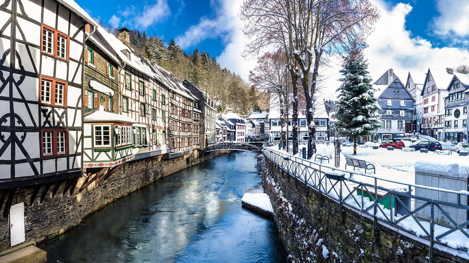 Kerstmarkt Monschau 2020 bezoeken? Wandeling langs de kerstmarkten