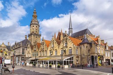 Stadswandeling door Veurne, de vredige Westhoek