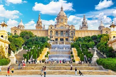 Wandeling op de Montjuïc heuvel in Barcelona